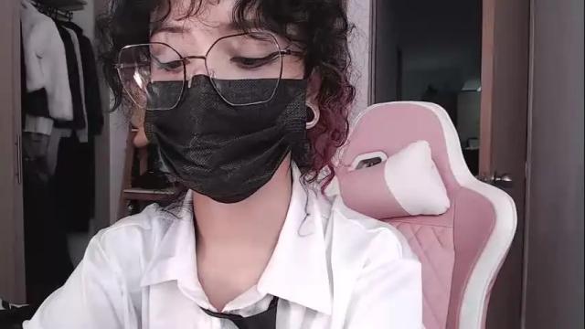 Image 3 of hell_666_xxx Stream on Chaturbate on 18 days ago