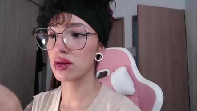 Thumbnail 1, hell_666_xxx's Stream at Chaturbate, 12 days ago