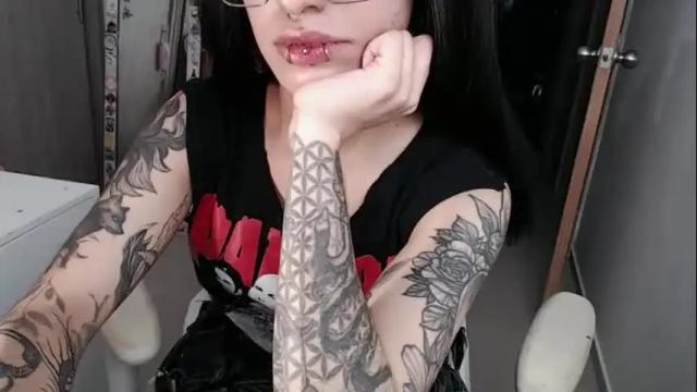 Image 7 of hell_666_xxx Stream on Chaturbate on 11 days ago
