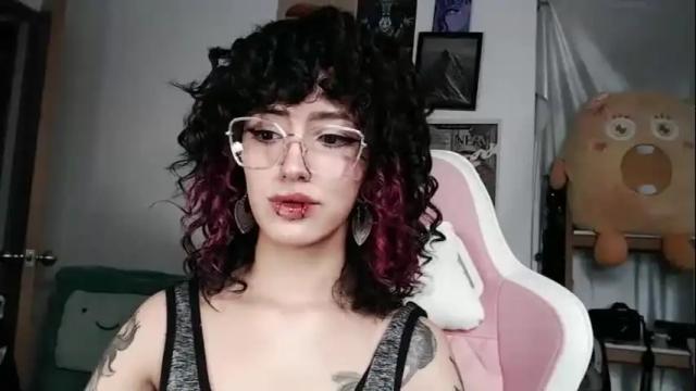 Image 2 of hell_666_xxx Stream on Chaturbate on 10 days ago