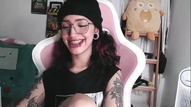 Image 11 of hell_666_xxx Stream on Chaturbate on 8 days ago