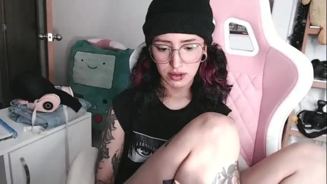 Image 6 of hell_666_xxx Stream on Chaturbate on 8 days ago