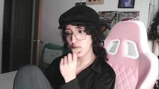 Image 12 of hell_666_xxx Stream on Chaturbate on 6 days ago
