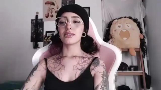 Thumbnail 2, hell_666_xxx's Stream at Chaturbate, 7 hours ago