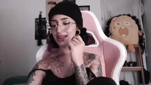 Thumbnail 3, hell_666_xxx's Stream at Chaturbate, 7 hours ago