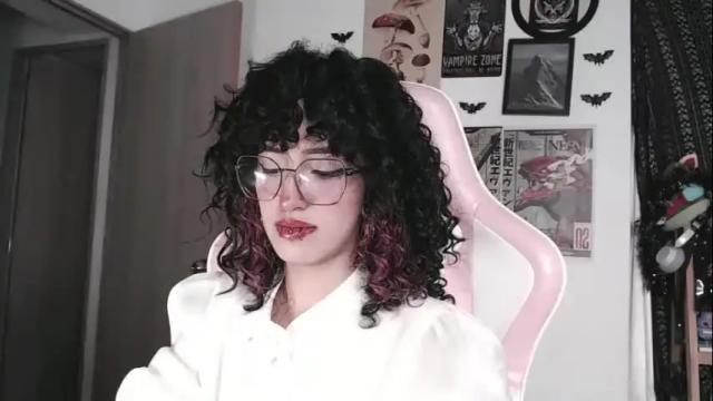 Image 3 of hell_666_xxx Stream on Chaturbate on 4 months ago