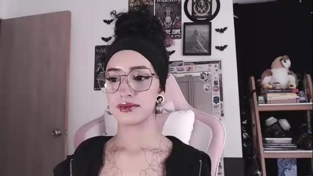 Image 2 of hell_666_xxx Stream on Chaturbate on 4 months ago