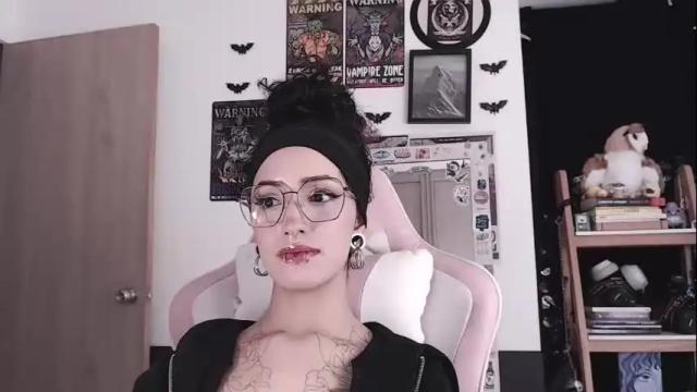 Thumbnail 2, hell_666_xxx's Stream at Chaturbate, 4 months ago