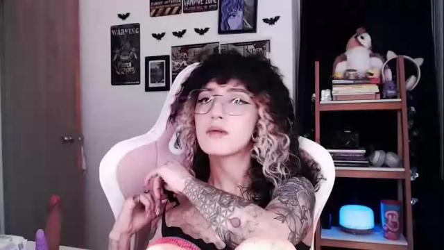 Thumbnail 2, hell_666_xxx's Stream at Chaturbate, 3 months ago