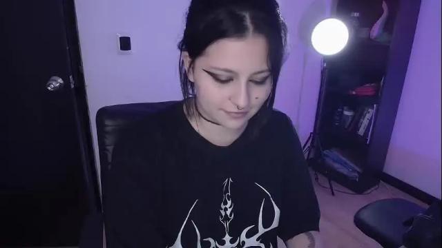 Image 6 of hell_dancer_ Stream on Chaturbate on 2 months ago