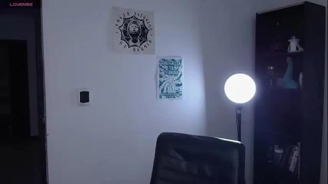Image 8 of hell_dancer_ Stream on Chaturbate on 25 days ago