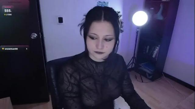 Image 8 of hell_dancer_ Stream on Chaturbate on 19 days ago