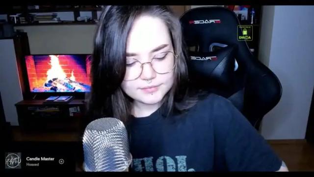 Image 4 of hell_hotline Stream on Chaturbate on 13 months ago