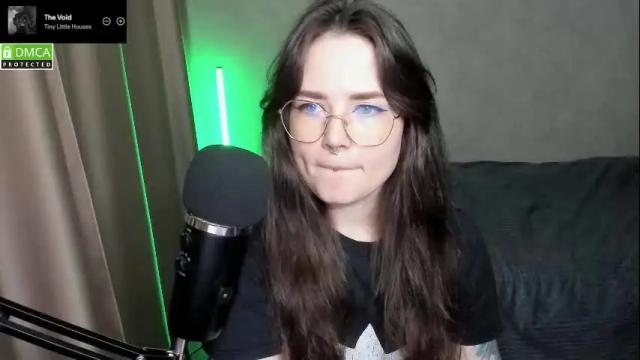 Image 8 of hell_hotline Stream on Chaturbate on 16 days ago