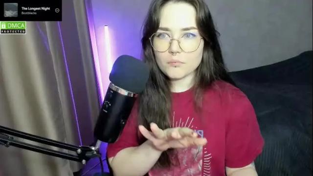 Image 4 of hell_hotline Stream on Chaturbate on 9 days ago