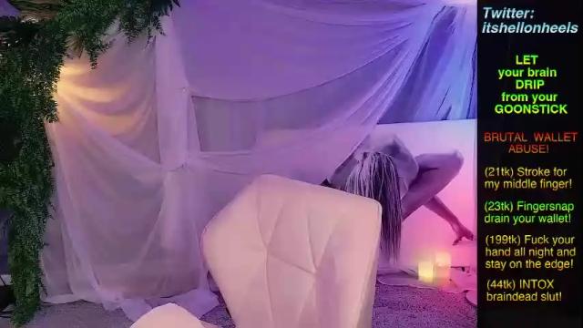 Image 11 of hell_on_heels_ Stream on Chaturbate on 3 days ago
