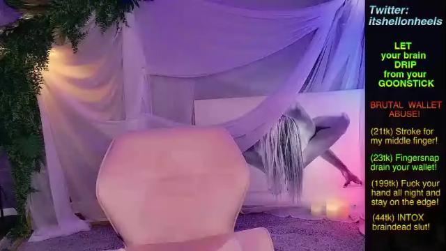 Image 12 of hell_on_heels_ Stream on Chaturbate on 1 month ago
