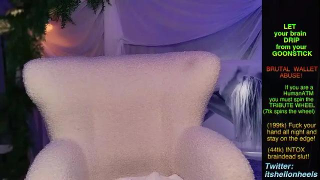 Image 8 of hell_on_heels_ Stream on Chaturbate on 1 month ago