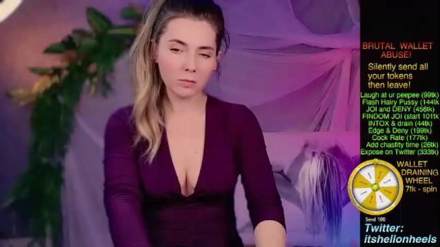 Image 2 of hell_on_heels_ Stream on Chaturbate on 23 days ago