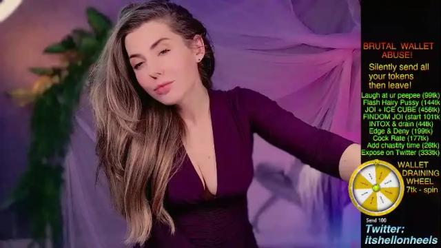 Image 8 of hell_on_heels_ Stream on Chaturbate on 23 days ago