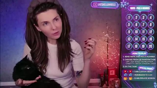 Image 2 of hell_on_heels_ Stream on Chaturbate on 11 days ago