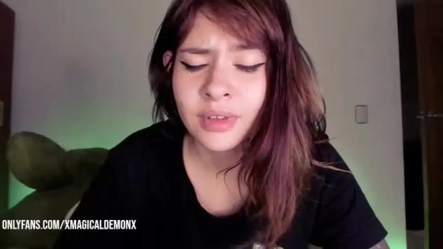 Image 4 of hell_onearth Stream on Chaturbate on 20 months ago