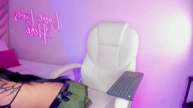 Image 10 of helldy_blod Stream on Chaturbate on 18 months ago