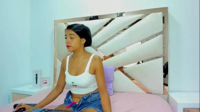Image 6 of hellen__4master Stream on Chaturbate on 1 month ago