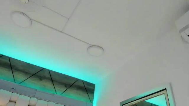 Image 8 of hellen_amazing Stream on Chaturbate on 1 month ago