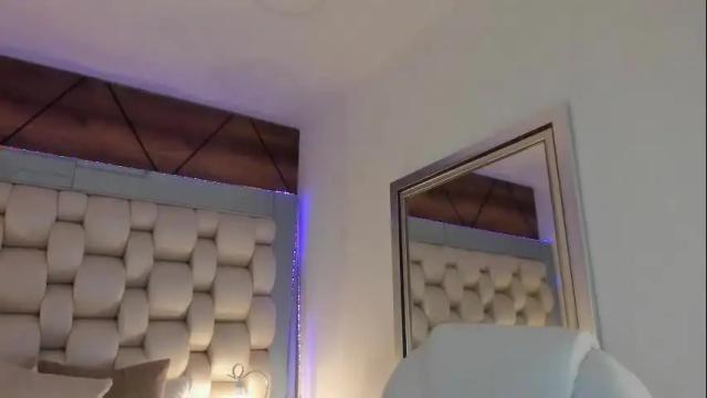 Image 12 of hellen_amazing Stream on Chaturbate on 13 days ago