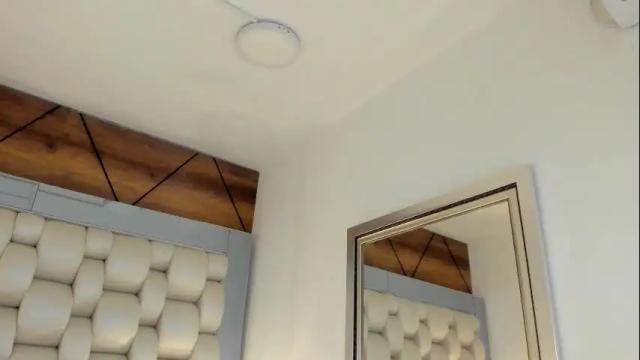 Image 2 of hellen_amazing Stream on Chaturbate on 1 day ago