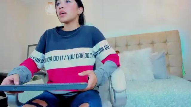 Thumbnail 1, hellen_cristal's Stream at Chaturbate, 16 months ago