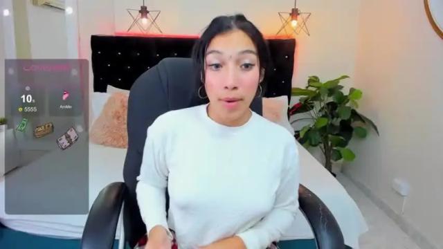 Thumbnail 1, hellen_cristal's Stream at Chaturbate, 16 months ago