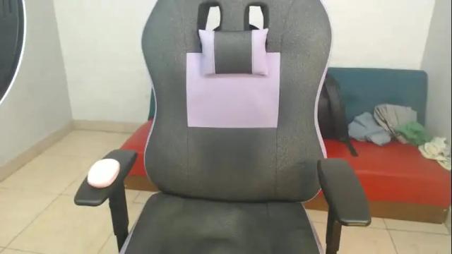 Image 7 of hellen_queensex Stream on Chaturbate on 5 months ago