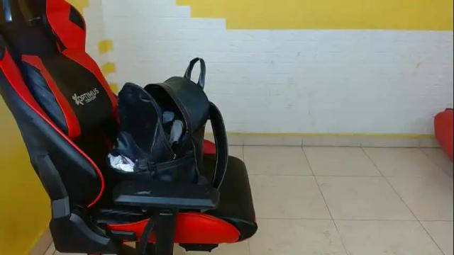 Image 12 of hellen_queensex Stream on Chaturbate on 5 months ago