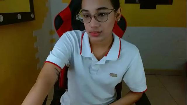 Image 6 of hellen_queensex Stream on Chaturbate on 5 months ago