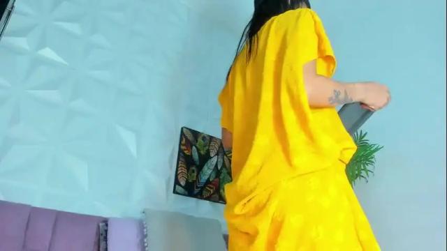 Image 3 of hellen_sky_ Stream on Chaturbate on 16 days ago