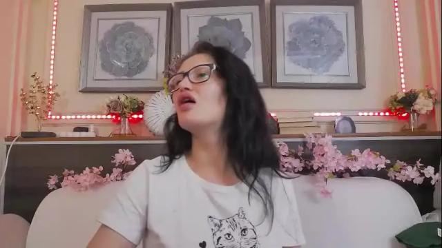 Image 10 of hellendesire Stream on Chaturbate on 1 month ago