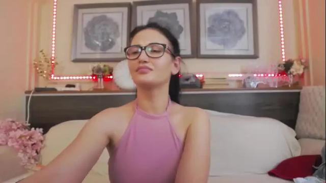 Image 12 of hellendesire Stream on Chaturbate on 1 month ago