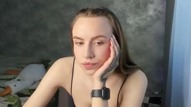 Thumbnail 3, hello_kittykk's Stream at Chaturbate, 12 months ago
