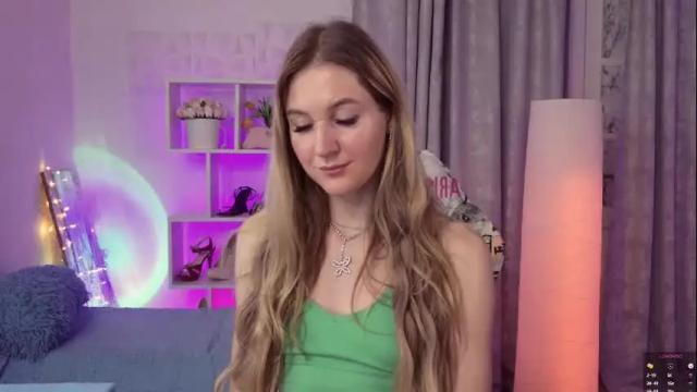 Image 12 of hello_lisha Stream on Chaturbate on 1 month ago