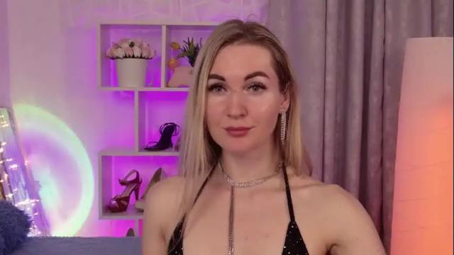 Image 2 of hello_lisha Stream on Chaturbate on 1 month ago
