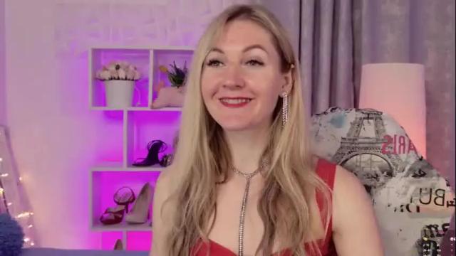 Image 12 of hello_lisha Stream on Chaturbate on 25 days ago