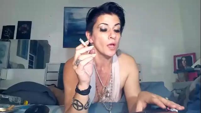 Image 10 of hellocleo40 Stream on Chaturbate on 1 month ago