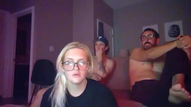 Image 3 of hellogoodbi9999 Stream on Chaturbate on 18 months ago