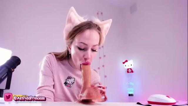 Image 11 of helloiamastrid Stream on Chaturbate on 1 month ago