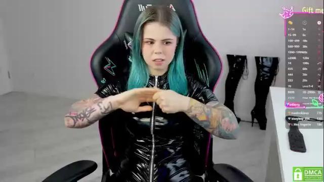 Image 11 of hellokittyalice Stream on Chaturbate on 1 month ago