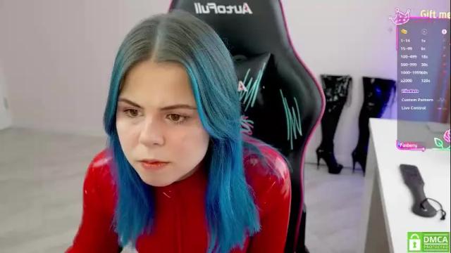 Image 2 of hellokittyalice Stream on Chaturbate on 1 month ago