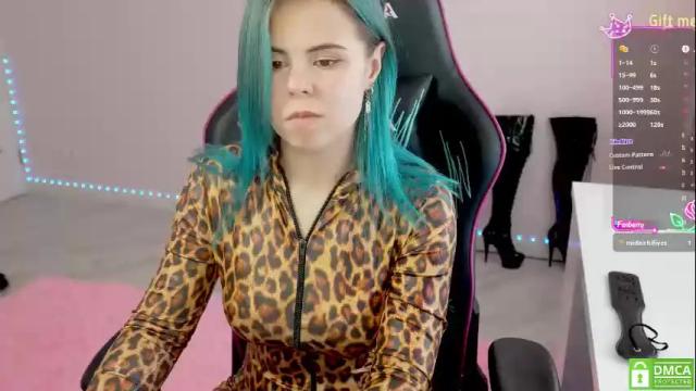 Image 8 of hellokittyalice Stream on Chaturbate on 1 month ago
