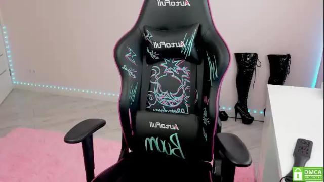 Image 12 of hellokittyalice Stream on Chaturbate on 1 month ago